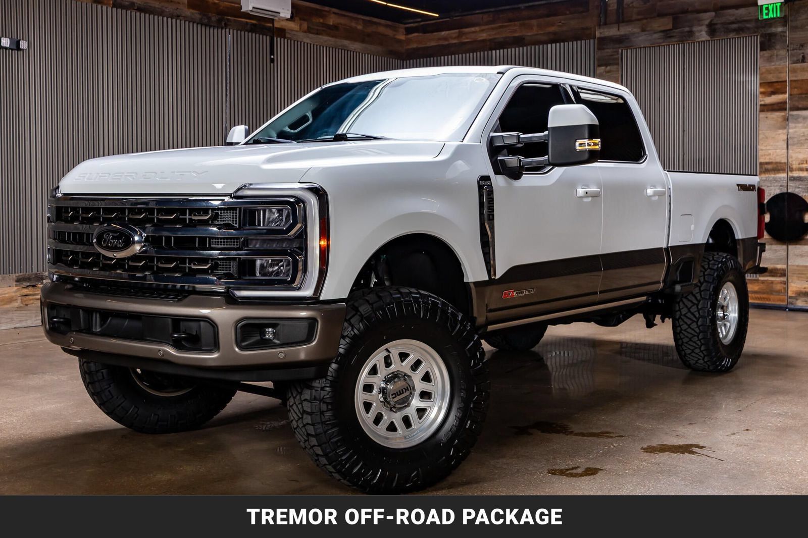 Used 2023 Ford F250 King Ranch w/ Tremor Off-Road Package AWD/4WD image 4