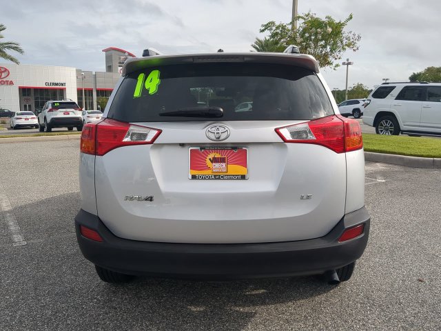 Used 2014 Toyota RAV4 LE FWD image 5