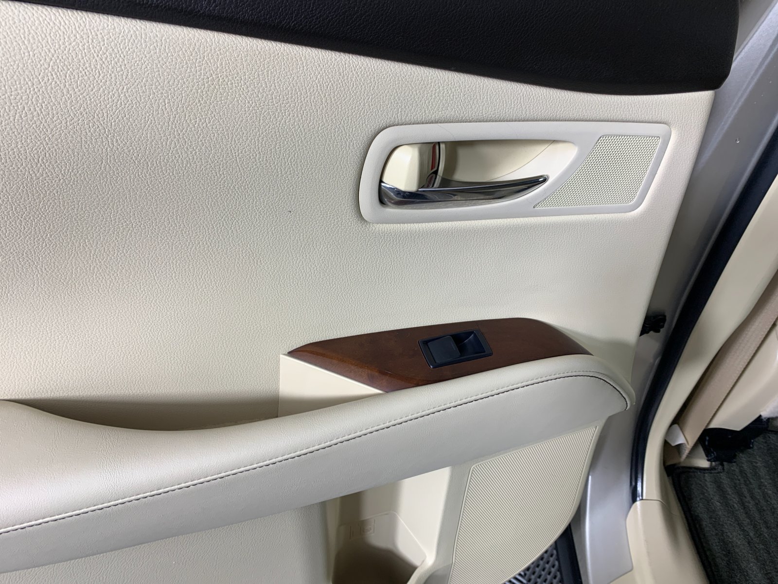 Used 2013 Lexus RX 350 FWD w/ Navigation Pkg image 31