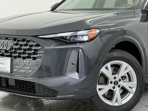 New 2025 Audi Q5 Premium image 11