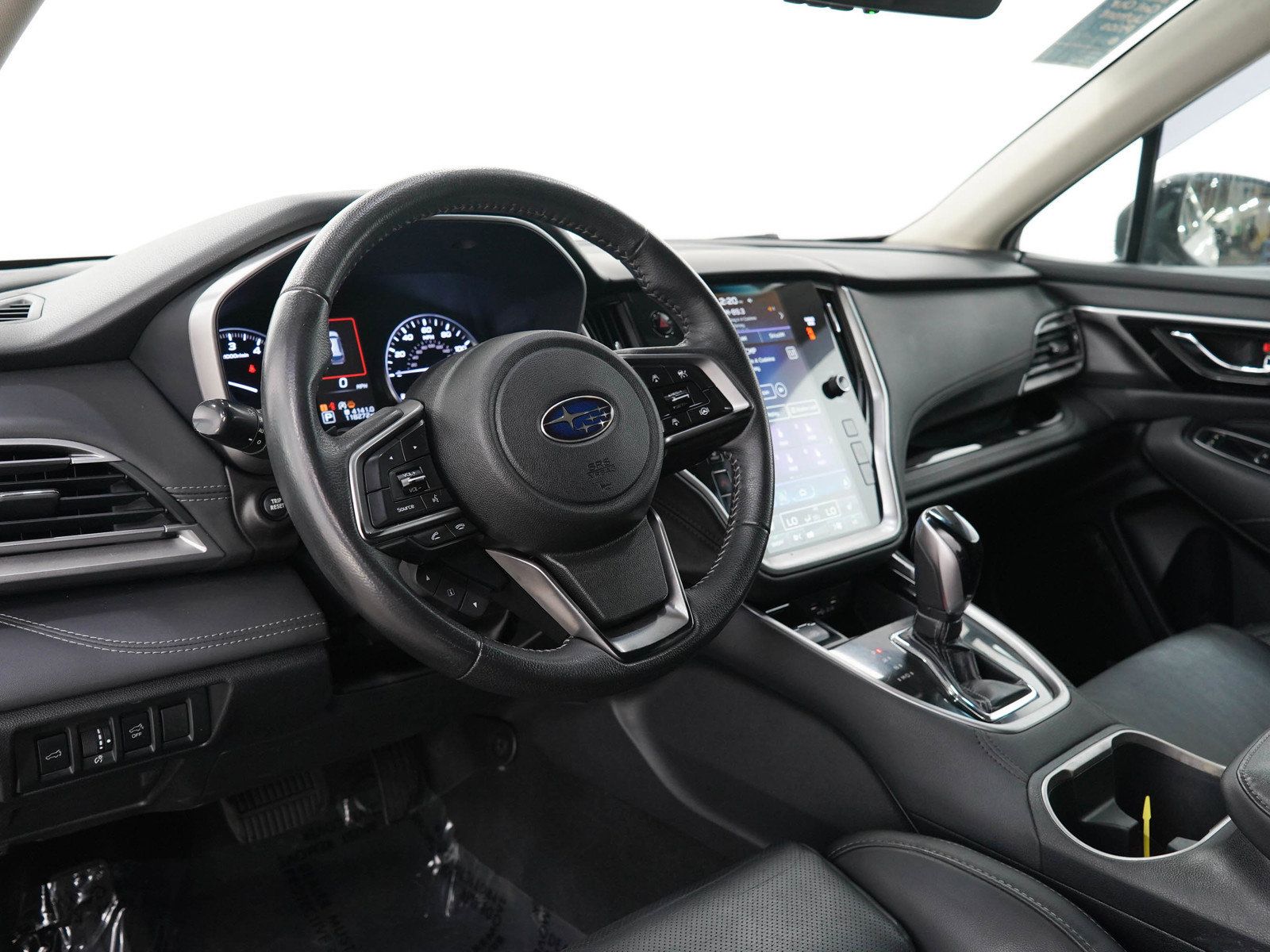 Used 2020 Subaru Outback Limited AWD/4WD image 25