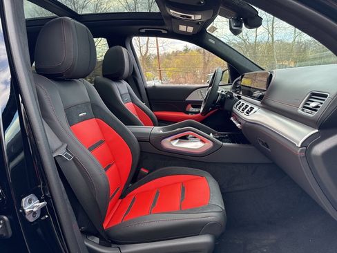 New 2025 Mercedes-Benz GLE 63 AMG S image 40