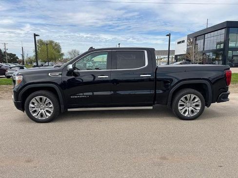 Used 2021 GMC Sierra 1500 Denali w/ Denali Premium Package AWD/4WD image 3