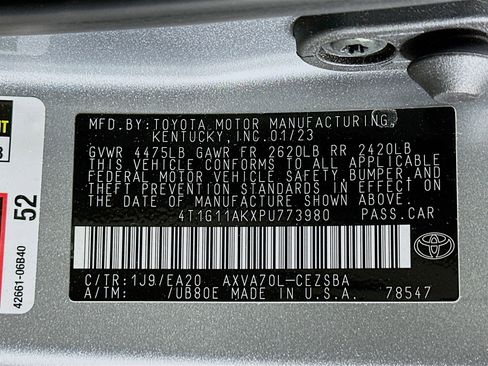 Used 2023 Toyota Camry SE image 12