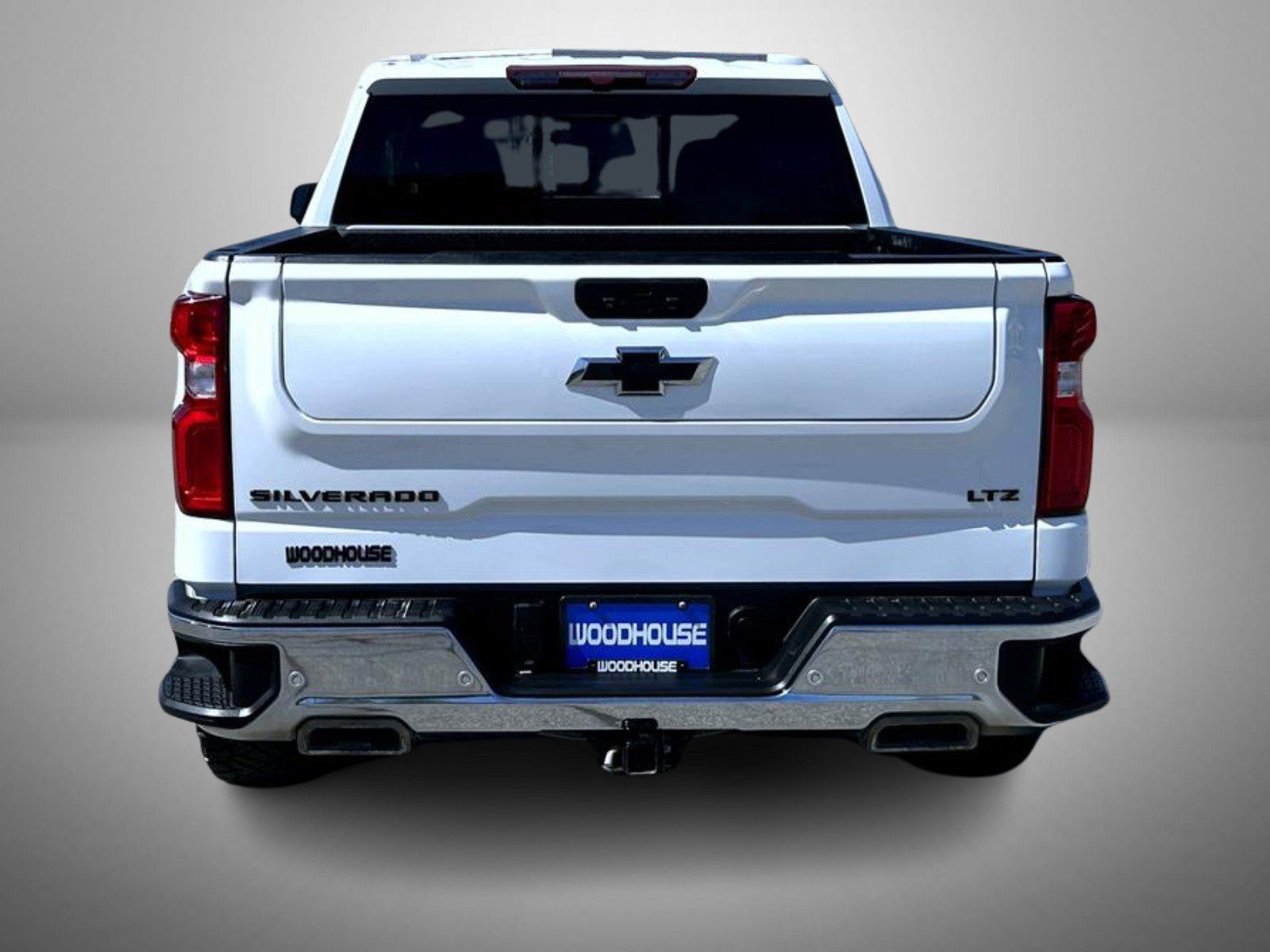 Used 2021 Chevrolet Silverado 1500 LTZ w/ LTZ Premium Package AWD/4WD image 6