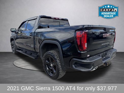 Used 2021 GMC Sierra 1500 AT4 w/ Technology Package AWD/4WD image 3