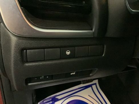 Used 2021 Nissan Rogue SL image 16