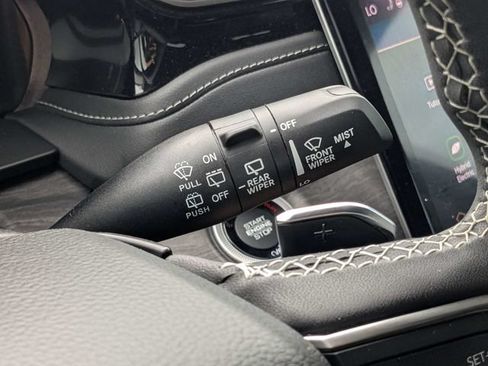 Used 2022 Jeep Grand Cherokee Limited 4xe AWD/4WD image 27