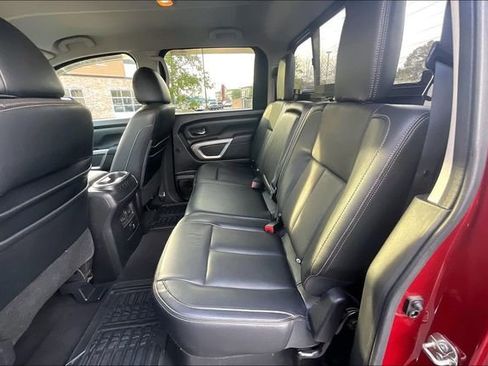 Used 2016 Nissan Titan SL image 26