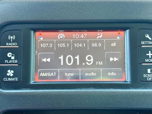 Used 2013 Dodge Journey SXT w/ Flexible Seating Group image 6