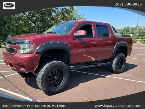 Used 2008 Chevrolet Avalanche LT w/ LT Preferred Equipment Group image 2