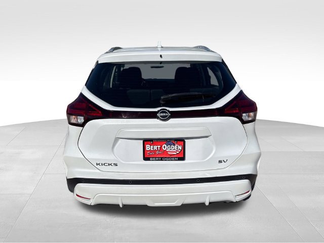 Certified 2023 Nissan Kicks SV FWD image 7
