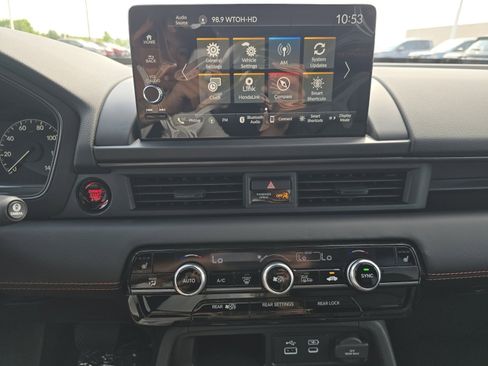 New 2025 Honda Pilot TrailSport image 19