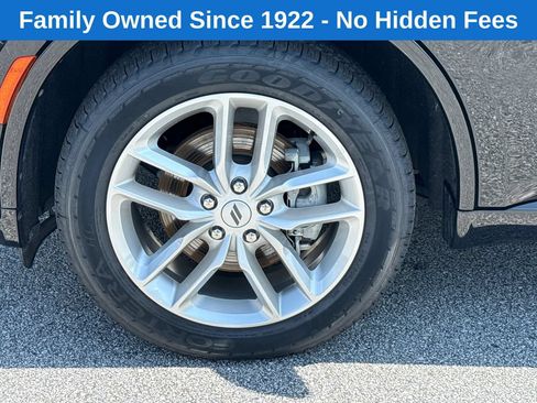 Used 2025 Dodge Durango GT AWD/4WD image 11