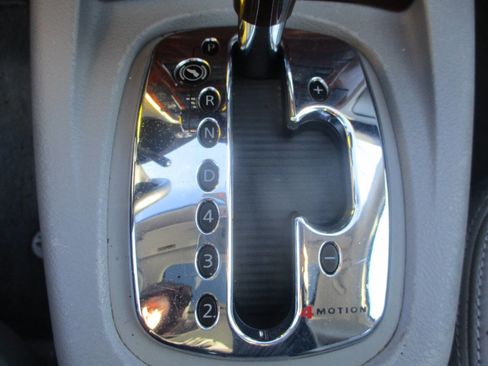 Used 2004 Volkswagen Passat GLX image 10