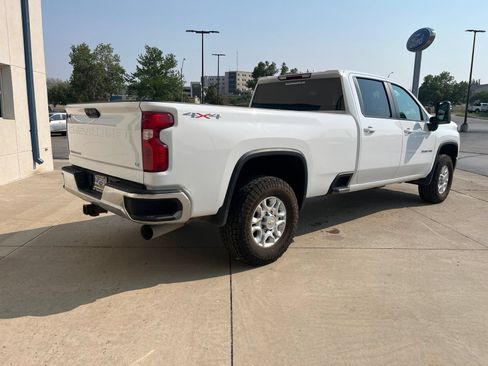 Used 2023 Chevrolet Silverado 3500 LT w/ Convenience Package AWD/4WD image 5