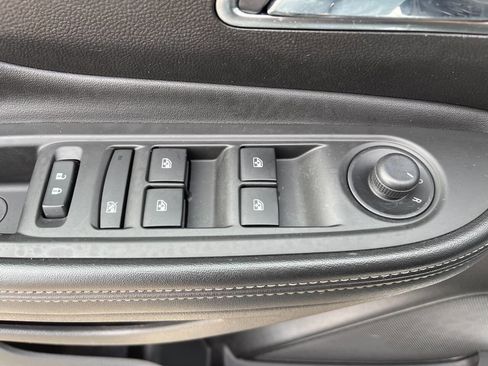 Used 2016 Buick Encore Base AWD 4dr Crossover image 15