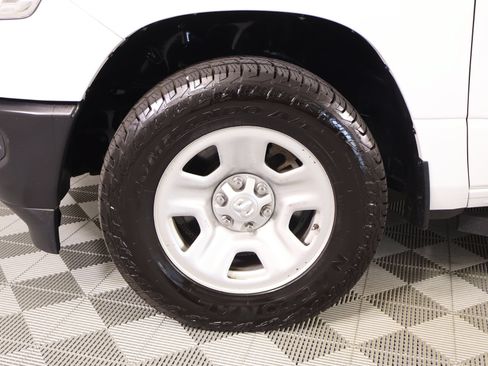 Used 2019 RAM 1500 Tradesman AWD/4WD image 16
