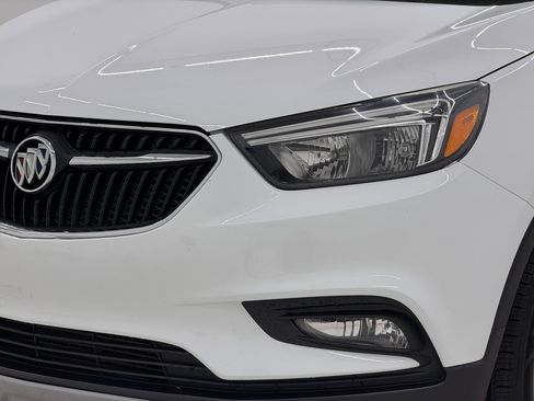 Used 2019 Buick Encore Sport Touring FWD image 11