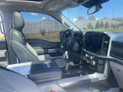 Used 2023 Ford F150 Limited image 32