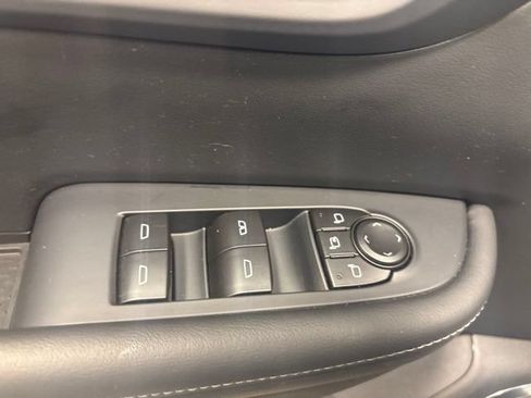 Used 2026 Buick Enclave Preferred FWD image 32