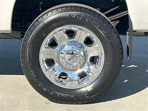 Used 2016 Ford F350 Lariat w/ Lariat Ultimate Package image 40