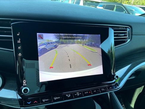 Used 2022 Jeep Wagoneer Series II image 27