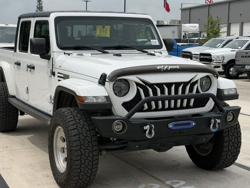 Used 2021 Jeep Gladiator Sport w/ Quick Order Package 24Q 80Th AWD/4WD image 13