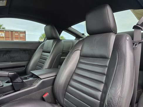 Used 2008 Ford Mustang Shelby GT500 RWD image 26