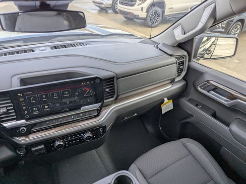 New 2026 GMC Sierra 1500 Elevation image 18