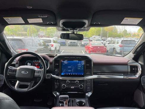 Used 2021 Ford F150 Lariat image 5