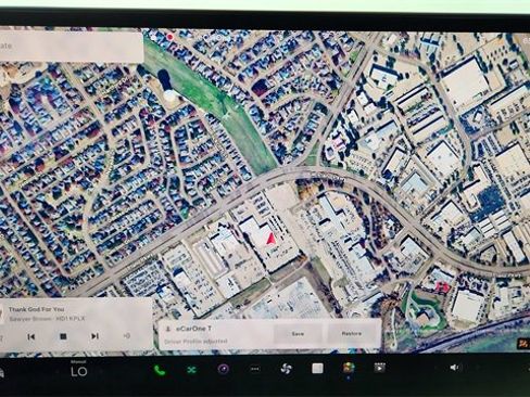 Used 2022 Tesla Model X Plaid image 47