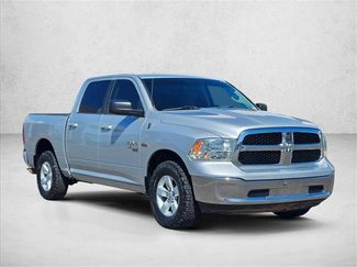 Used 2019 RAM 1500 Classic SLT AWD/4WD video 3