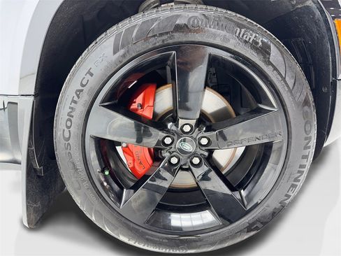 Used 2024 Land Rover Defender 130 X image 53