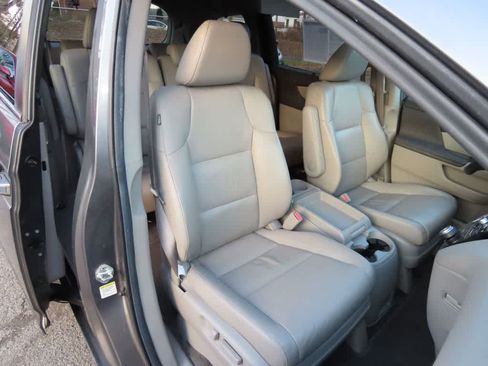 Used 2011 Honda Odyssey EX-L image 19