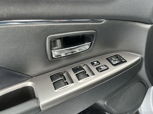 Used 2023 Mitsubishi Outlander Sport AWD image 17