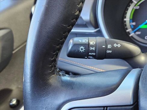 Used 2022 Toyota Highlander Bronze Edition image 16