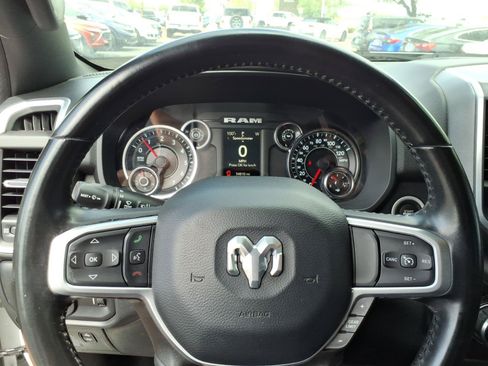 Used 2022 RAM 1500 Big Horn RWD image 16