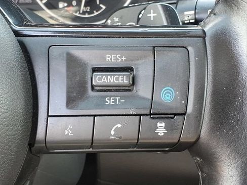 Certified 2023 Nissan Rogue SL w/ SL Premium Package AWD/4WD image 24