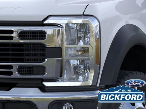 New 2026 Ford F550 4x4 Regular Cab Super Duty w/ XLT Value Package image 18