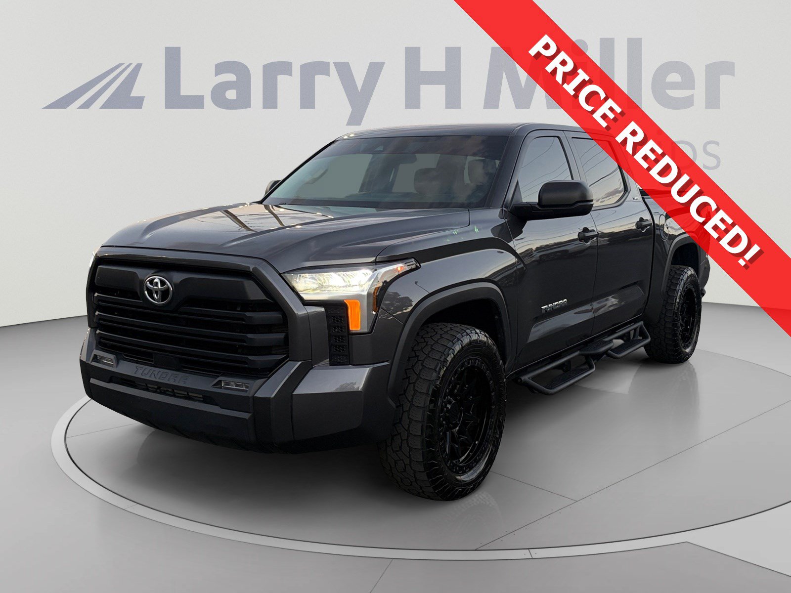 Used 2024 Toyota Tundra SR5 AWD/4WD image 1