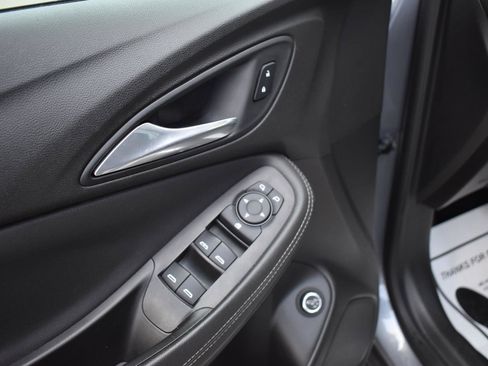 Used 2020 Buick Encore GX Select image 22