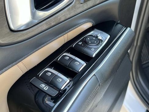 Used 2025 Kia Sorento SX Prestige w/ Olive Brown Leather Package image 30