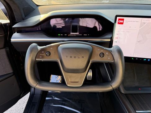 Used 2022 Tesla Model X AWD/4WD image 16