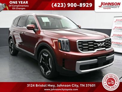 Used 2023 Kia Telluride S w/ S Sunroof Package