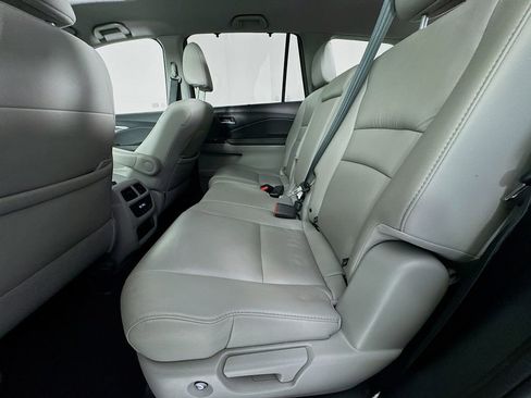 Used 2019 Honda Pilot EX-L image 29
