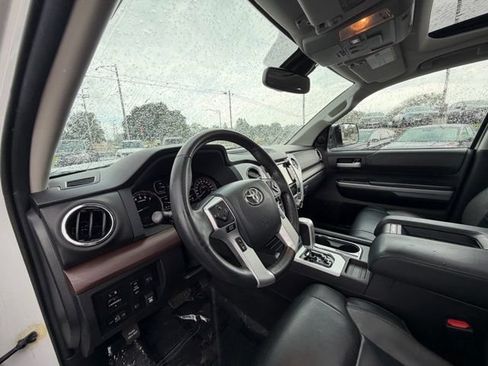 Used 2020 Toyota Tundra Limited w/ Limited Premium Package AWD/4WD image 9