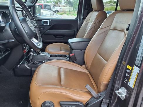 Used 2021 Jeep Wrangler Unlimited Rubicon 4xe w/ Cold Weather Group image 29