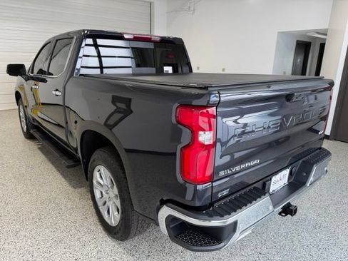 Used 2023 Chevrolet Silverado 1500 LTZ AWD/4WD image 5