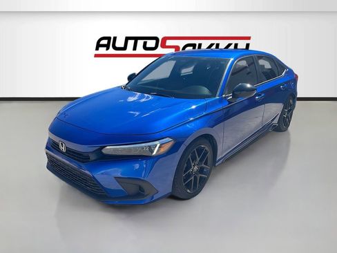 Used 2024 Honda Civic Sport image 3